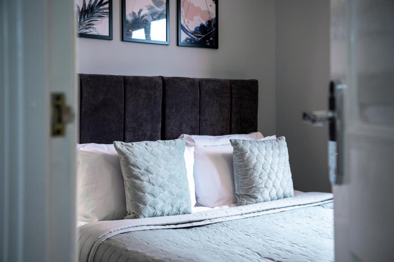 Yew Tree House Contractor / Family Home Free Netflix Fast Wifi Near Dudley/Birmingham Cradley Heath Exteriér fotografie